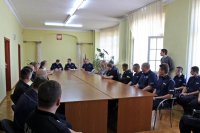 Spotkanie Komendanta Miejskiego Policji w Sosnowcu z podległymi policjantami będącymi w służbie przygotowawczej