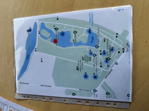 Zdjęcie przedstawia mapę z zaznaczonymi punktami, którą otrzymał każdy uczestnik gry.