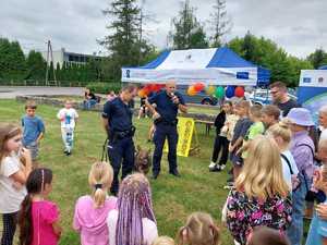 WSPÓLNE PIKNIKOWANIE W PARKU KURONIA