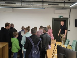 Policjanci uczestniczyli w &quot;Nocy Otwartych Sądów&quot;