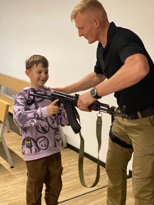 Policjanci uczestniczyli w &quot;Nocy Otwartych Sądów&quot;