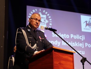 Zdjęcie przedstawia Komendanta Miejskiego Policji w Sosnowcu.