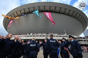 Uroczyste ślubowanie 103 nowo przyjętych policjantów w garnizonie śląskim