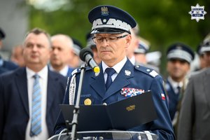 Uroczyste ślubowanie 103 nowo przyjętych policjantów w garnizonie śląskim