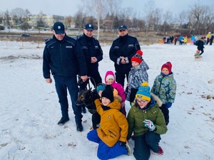 Wiadomości "Kręci mnie bezpieczeństwo w zimie" z sosnowieckimi policjantami