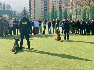 Sosnowieccy policjanci włączyli się w tzn. dni otwarte w "Baczynie"