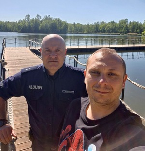 Sosnowieccy policjanci i WOPR dbają o bezpieczeństwo nad wodą – wspólne kontrole kąpielisk