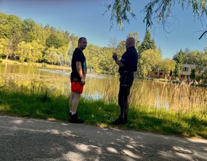 Sosnowieccy policjanci i WOPR dbają o bezpieczeństwo nad wodą – wspólne kontrole kąpielisk